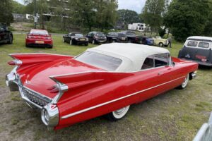 De auto-industrie tussen pieken en dalen (1)